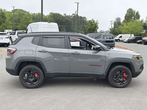 Used 2023 Jeep Compass Trailhawk AWD/4WD image 5
