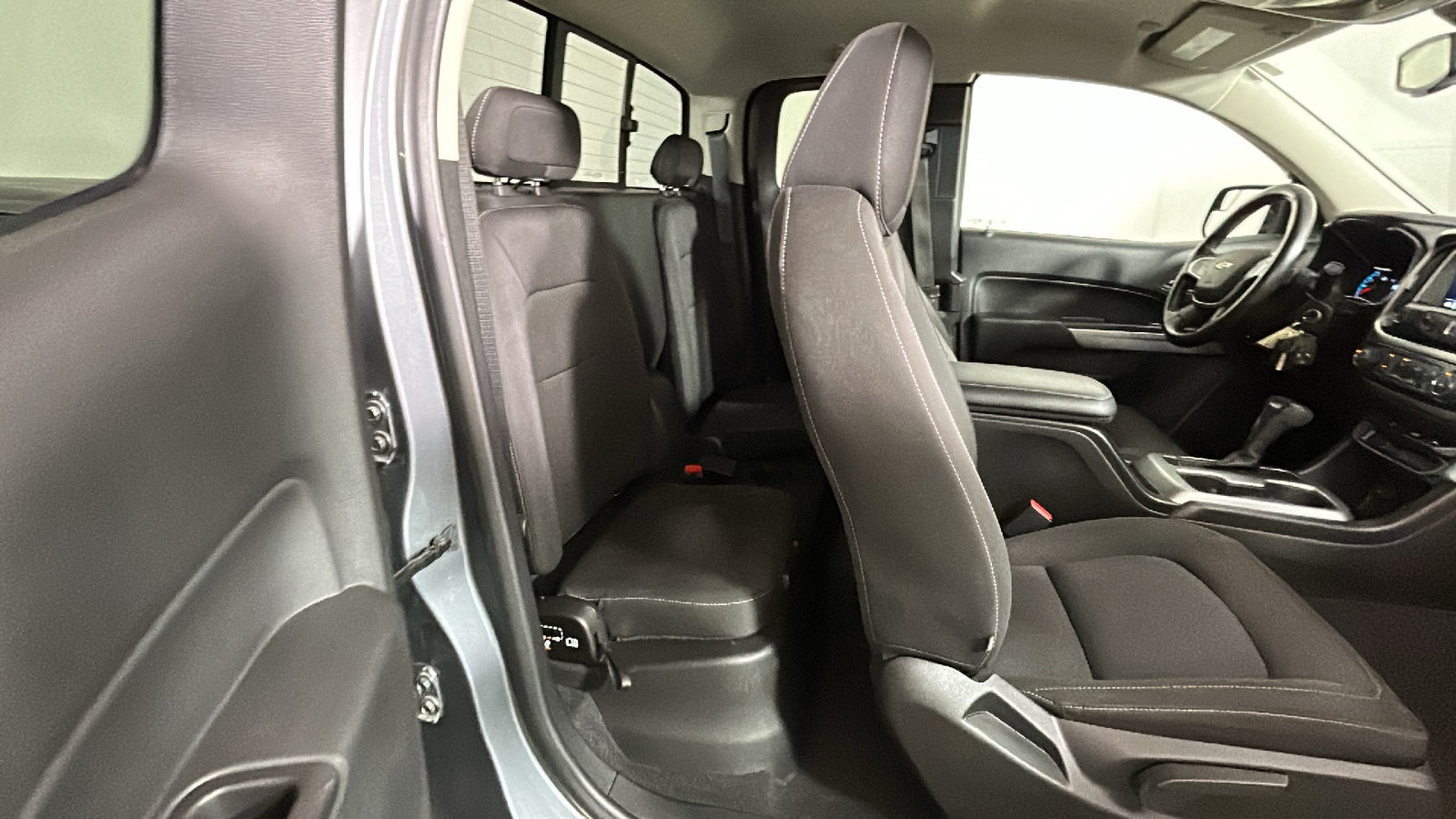 Used 2019 Chevrolet Colorado LT w/ LT Convenience Package AWD/4WD image 34