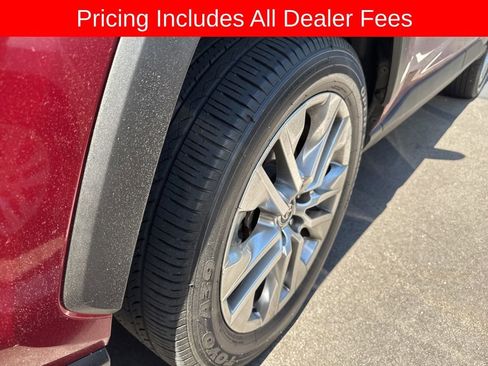 Used 2022 Toyota RAV4 Limited FWD image 4