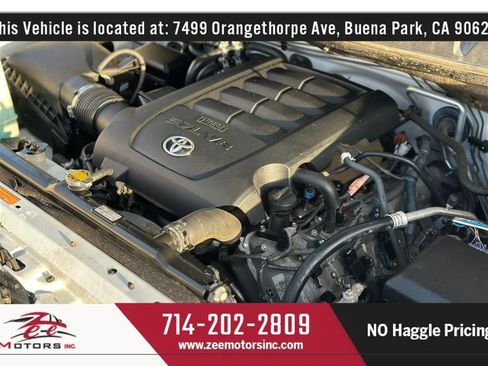 Used 2015 Toyota Sequoia SR5 w/ Premium Package RWD image 56