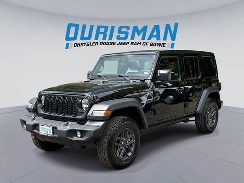 Used 2025 Jeep Wrangler Unlimited Sport AWD/4WD image 5