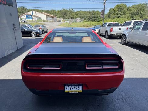 Used 2022 Dodge Challenger SRT Hellcat Redeye image 5