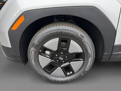 New 2026 Hyundai Santa Fe SE FWD image 9