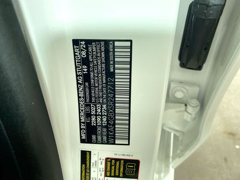 Used 2025 Mercedes-Benz C 300 Sedan image 35