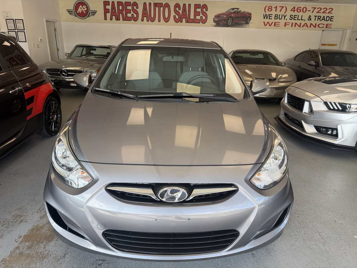 Used 2013 Hyundai Accent GLS FWD image 7