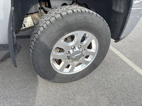 Used 2013 Chevrolet Silverado 2500 LT w/ Snow Plow Prep Package image 11