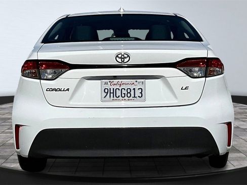 Used 2023 Toyota Corolla LE image 4