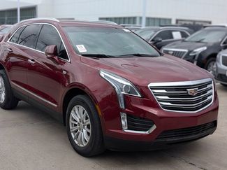 Used 2018 Cadillac XT5 FWD video 1