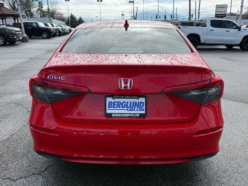 Used 2022 Honda Civic LX image 5
