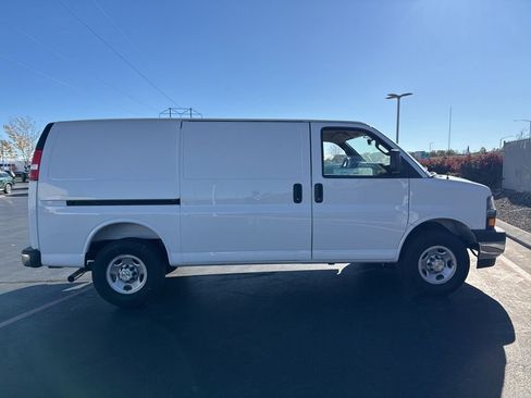 New 2025 Chevrolet Express 2500 w/ Driver Convenience Package image 21