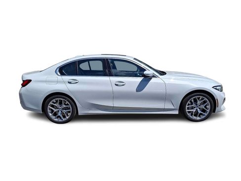 Used 2025 BMW 330i xDrive Sedan w/ Convenience Package AWD/4WD image 7