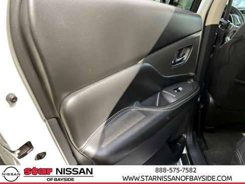 Used 2020 Nissan Murano S w/ Technology Package AWD/4WD image 9