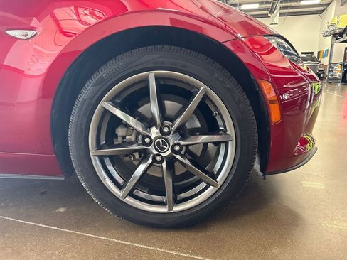 Used 2019 MAZDA MX-5 Miata RF Grand Touring w/ Interior Package image 90