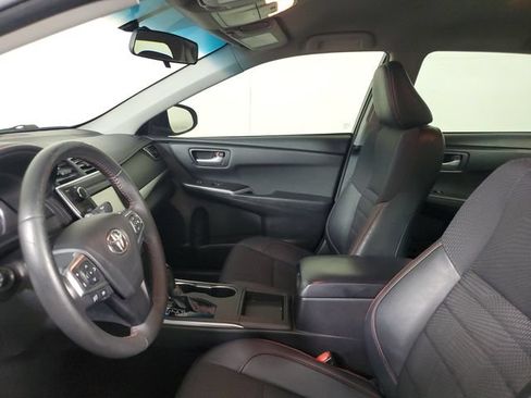 Used 2017 Toyota Camry SE FWD image 20