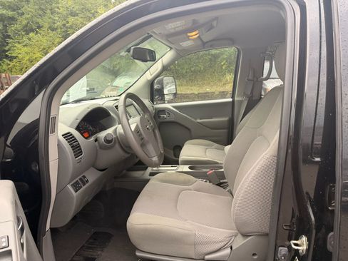Certified 2019 Nissan Frontier SV w/ Value Truck Package RWD image 6