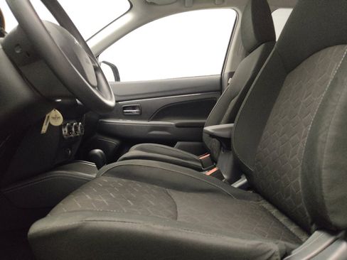 Used 2024 Mitsubishi Outlander Sport ES AWD/4WD image 17