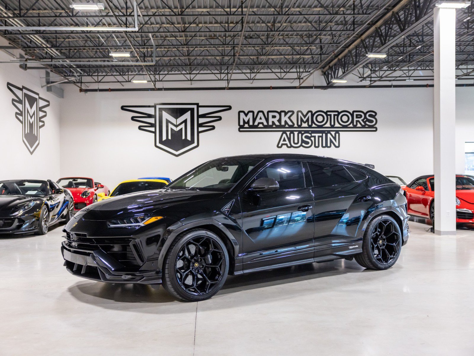 Used 2024 Lamborghini Urus Performante AWD/4WD image 1