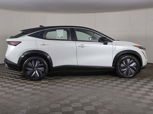 Used 2023 Nissan Ariya FWD image 20