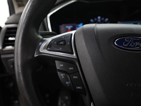Used 2016 Ford Fusion Titanium FWD image 24