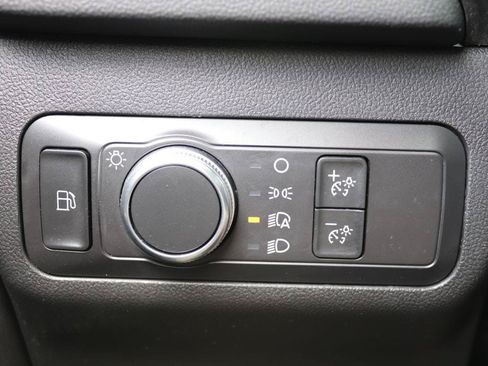Used 2021 Ford Escape SE FWD image 23