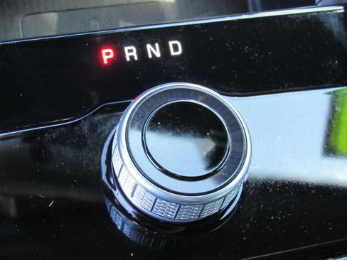 Used 2024 Jeep Grand Cherokee L Altitude image 29