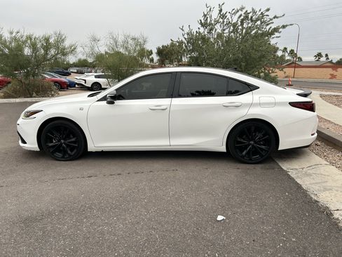 Used 2022 Lexus ES 350 F Sport w/ Accessory Package 2 image 5