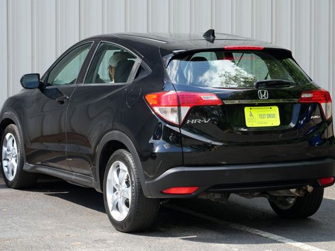 Used 2019 Honda HR-V LX image 41