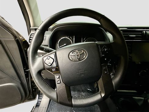Used 2024 Toyota 4Runner TRD Off-Road image 11