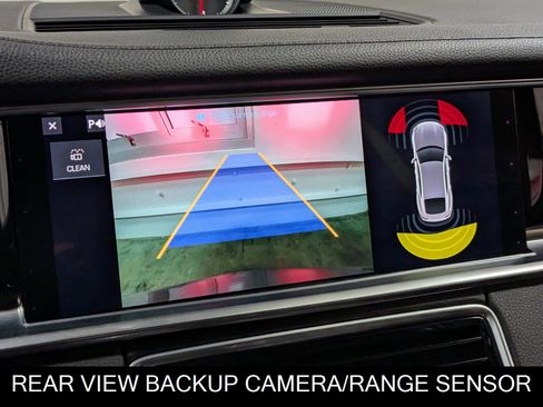 Used 2020 Porsche Panamera w/ Premium Package image 36