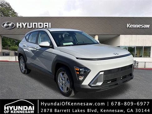 New 2026 Hyundai Kona SE image 1