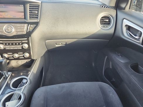 Used 2013 Nissan Pathfinder SV w/ Trailer Tow Pkg image 11