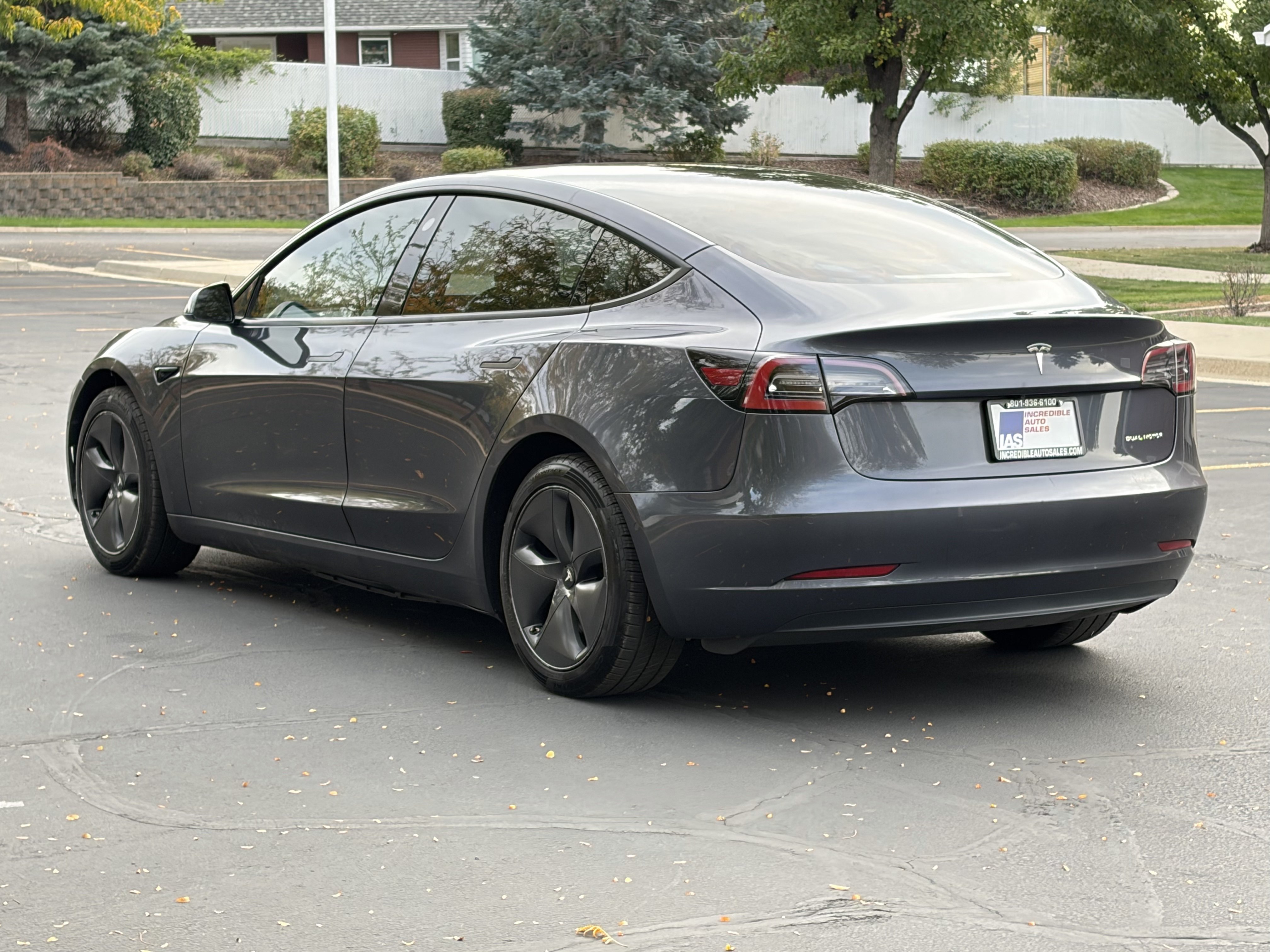 Used 2022 Tesla Model 3 Long Range AWD/4WD image 4