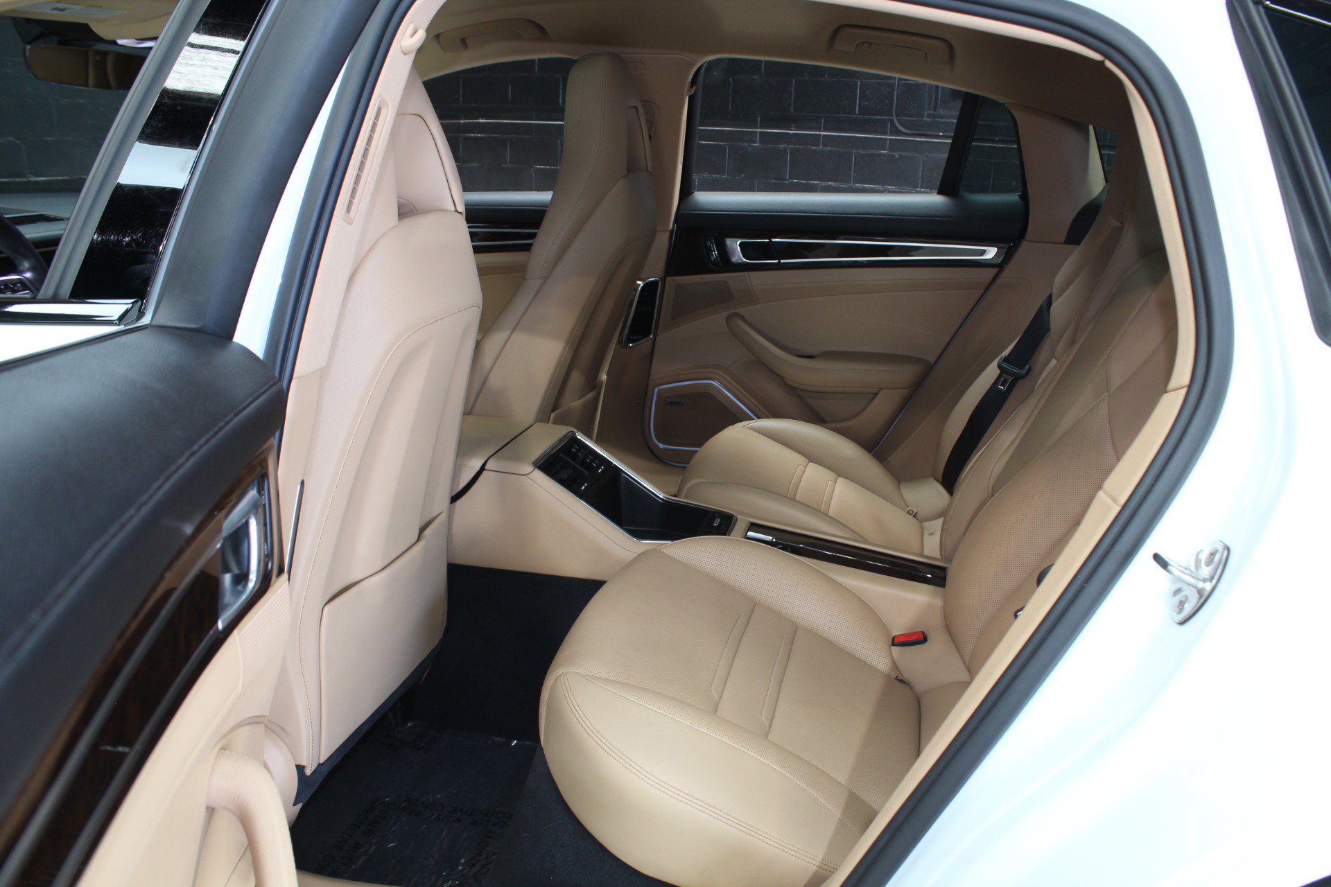 Used 2020 Porsche Panamera 4S AWD/4WD image 45