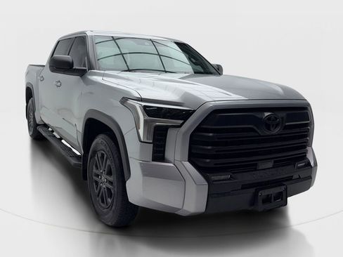 Used 2025 Toyota Tundra SR5 w/ SX Package RWD image 2