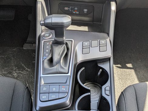 New 2026 Kia Sportage LX FWD image 20