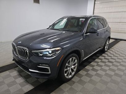 Used 2021 BMW X5 sDrive40i w/ Premium Package 2