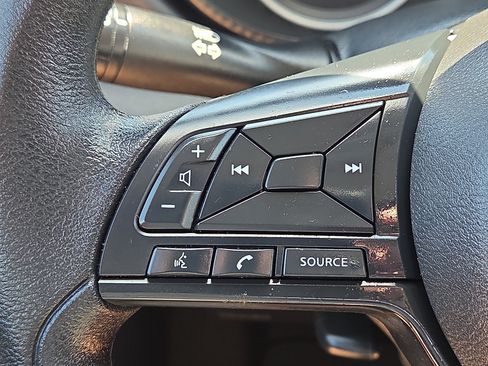 Used 2025 Nissan Versa S w/ Trunk Package FWD image 21