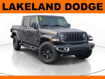 Used 2025 Jeep Gladiator Sport