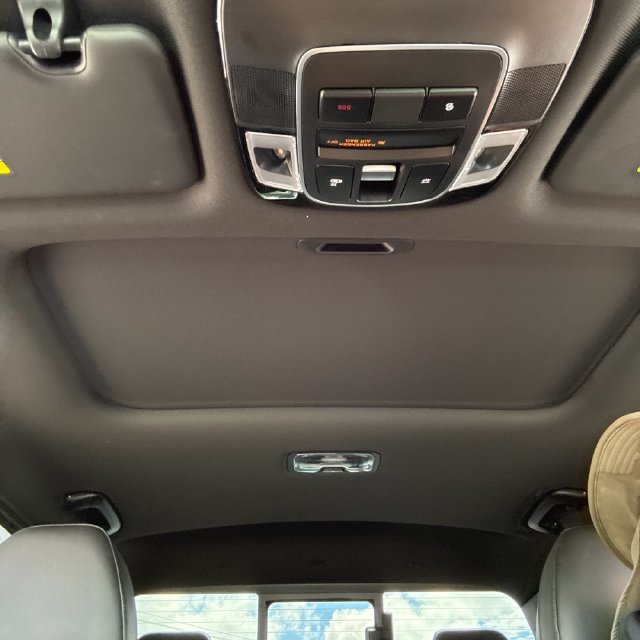 Certified 2022 Hyundai Santa Cruz Limited AWD/4WD image 2