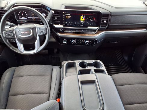 Used 2024 GMC Sierra 1500 Elevation AWD/4WD image 5