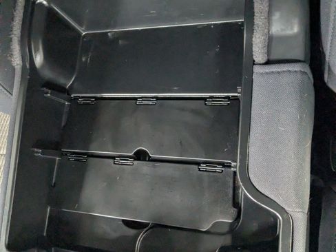 Used 2011 RAM 2500 ST w/ ST Popular Equipment Group AWD/4WD image 17