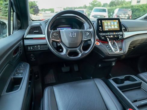 Used 2023 Honda Odyssey Sport image 38