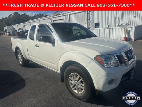 Certified 2017 Nissan Frontier SV image 1