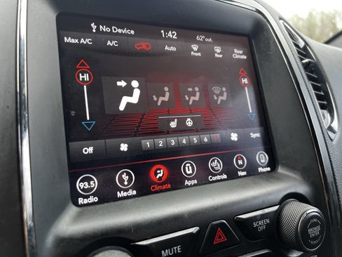 Used 2018 Dodge Durango GT w/ Premium Group image 28