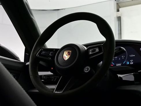 Certified 2025 Porsche Taycan Turbo GT image 20