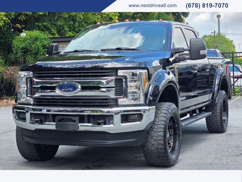 Used 2019 Ford F250 XLT w/ XLT Value Package AWD/4WD image 1