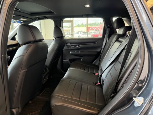 Used 2025 Honda CR-V Sport-L image 9