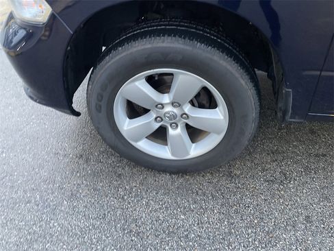 Used 2013 RAM 1500 Express image 9