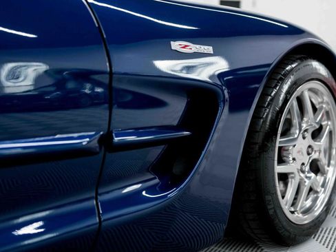 Used 2004 Chevrolet Corvette Z06 w/ Z06 Preferred Equipment Group image 22