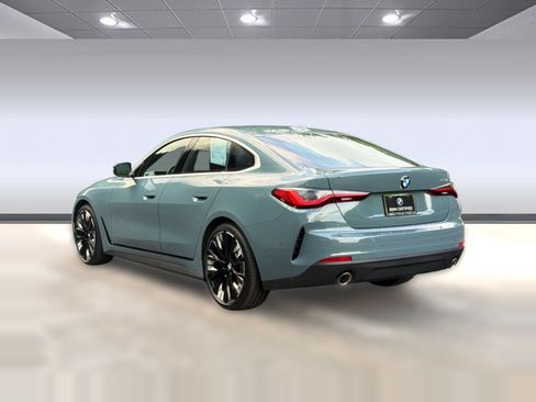 Used 2025 BMW 430i w/ Premium Package RWD image 3